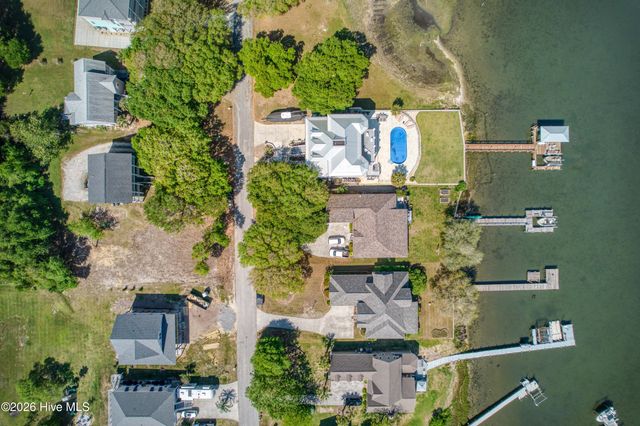 213 Shell Drive, Sneads Ferry, NC 28460