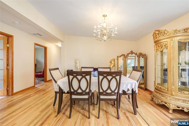 95 Burlington Avenue, Paterson, NJ 07502