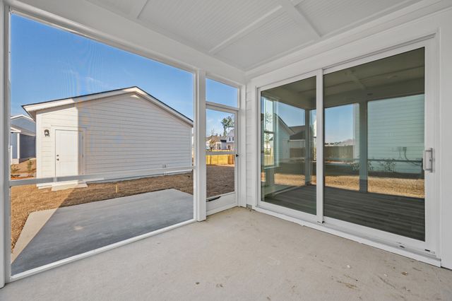 782 Blueway Avenue, Summerville, SC 29486