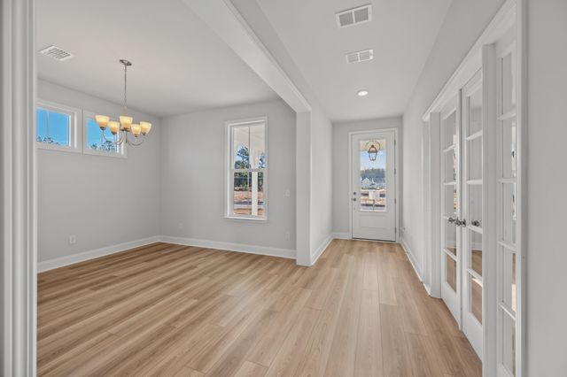 782 Blueway Avenue, Summerville, SC 29486