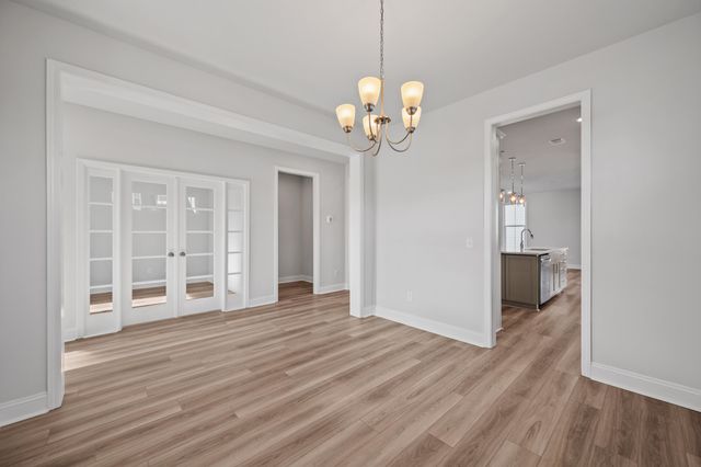 782 Blueway Avenue, Summerville, SC 29486