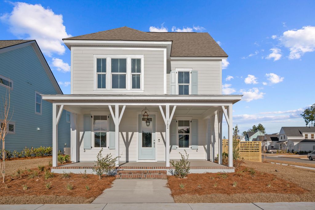 782 Blueway Avenue, Summerville, SC 29486