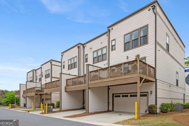 2020 Holtz Lane, Atlanta, GA 30318