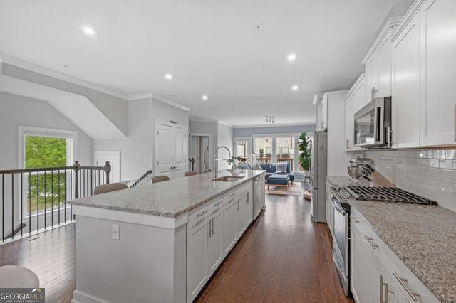 2020 Holtz Lane, Atlanta, GA 30318