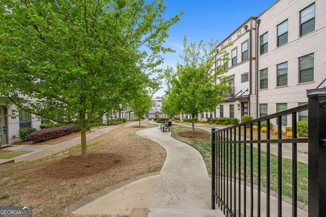 2020 Holtz Lane, Atlanta, GA 30318