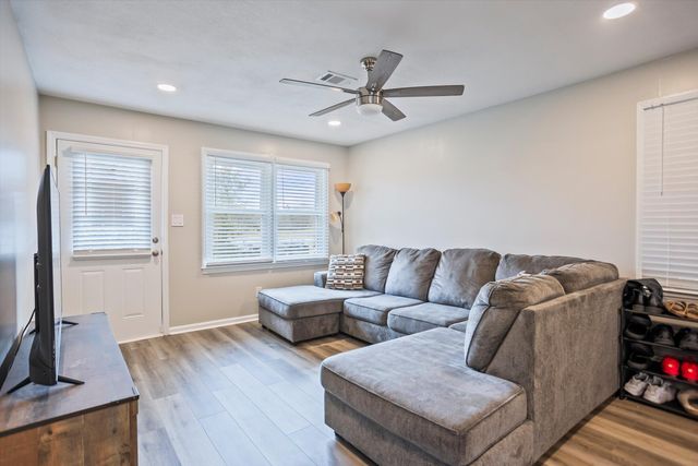 3825 Us Highway 25, Hephzibah, GA 30815