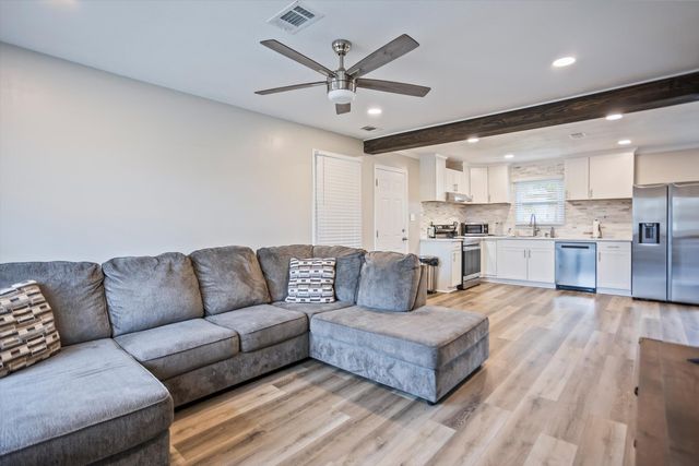 3825 Us Highway 25, Hephzibah, GA 30815