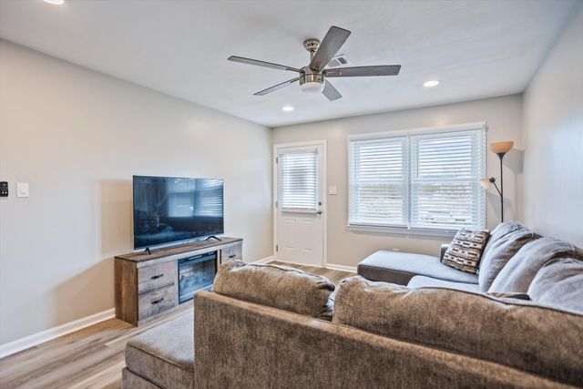 3825 Us Highway 25, Hephzibah, GA 30815