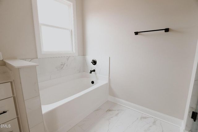 143 Knight Road, Broadway, NC 27505