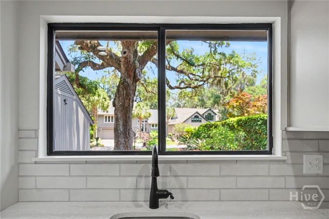 9 Windlass Court, Savannah, GA 31411
