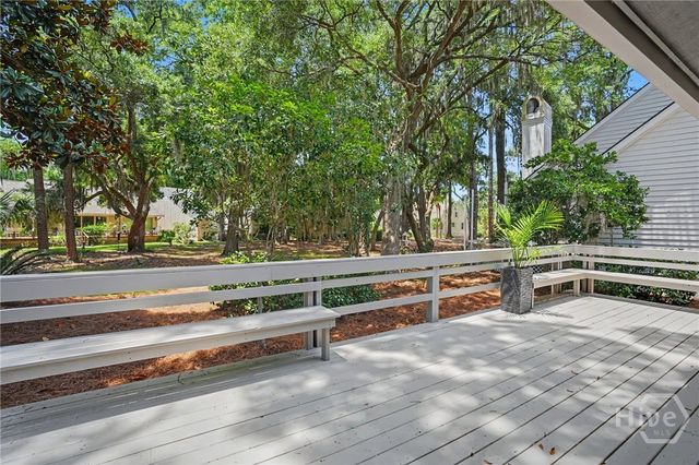 9 Windlass Court, Savannah, GA 31411