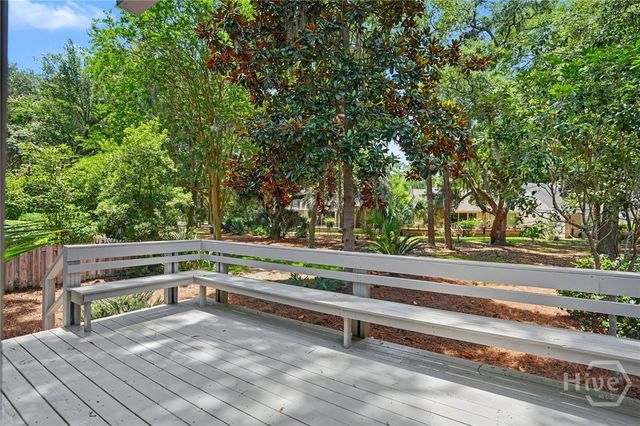 9 Windlass Court, Savannah, GA 31411