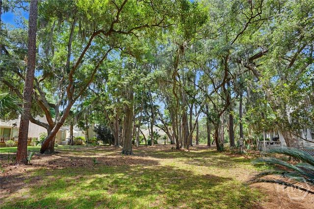9 Windlass Court, Savannah, GA 31411