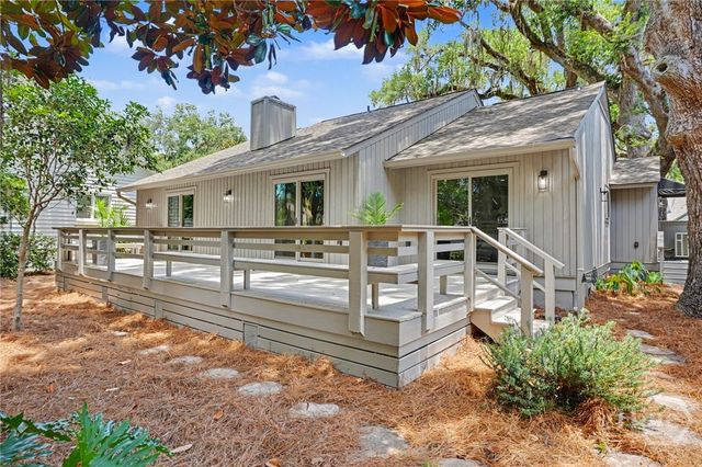 9 Windlass Court, Savannah, GA 31411