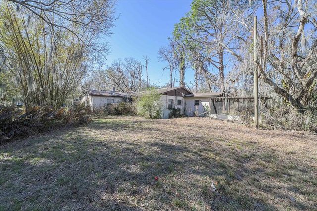 606 S WIGGINS ROAD, Plant City, FL 33566