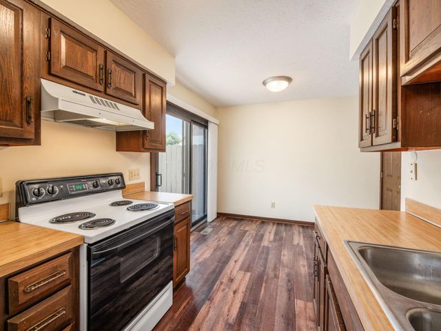 424 Edinburgh Road, Dublin, OH 43017