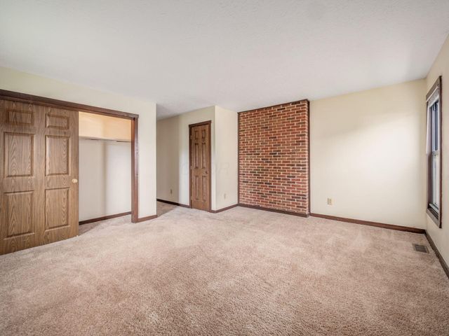 424 Edinburgh Road, Dublin, OH 43017