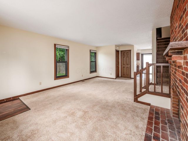 424 Edinburgh Road, Dublin, OH 43017