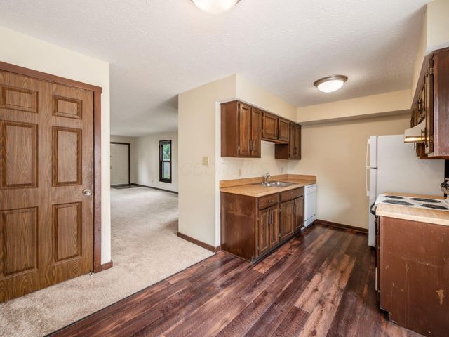 424 Edinburgh Road, Dublin, OH 43017