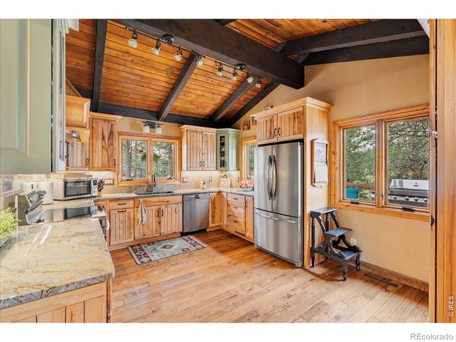 89 Aspen Leaf Lane, Bellvue, CO 80512