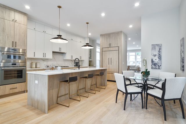 1719 W Foster Avenue, Chicago, IL 60640