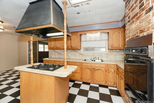 58380 Anthony St, Plaquemine, LA 70764