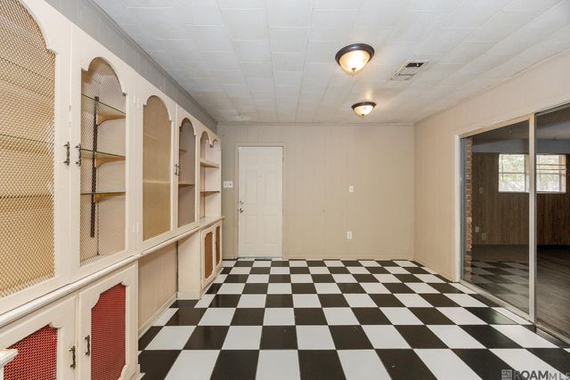 58380 Anthony St, Plaquemine, LA 70764