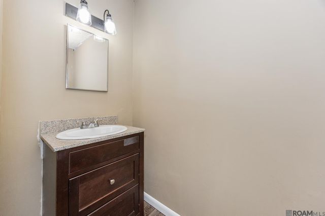 58380 Anthony St, Plaquemine, LA 70764