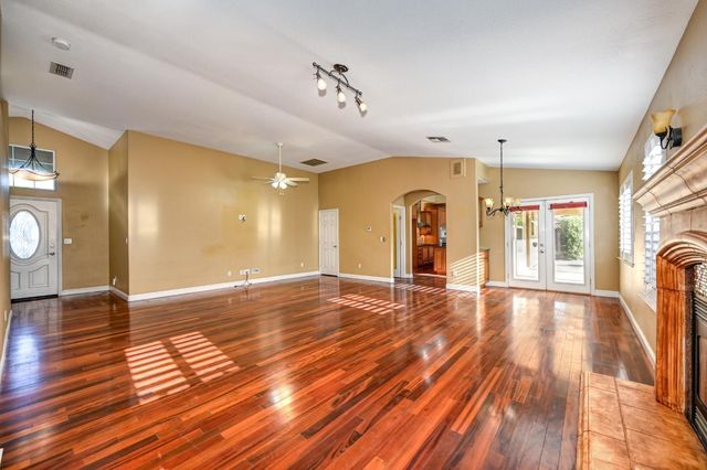 1311 Mcknight Way, Modesto, CA 95351