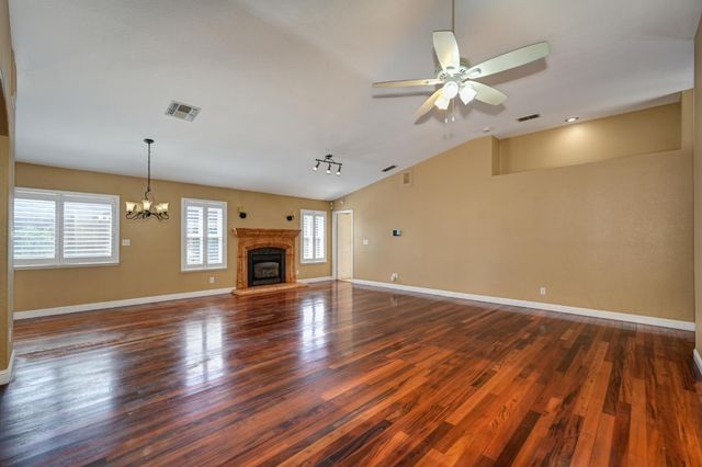 1311 Mcknight Way, Modesto, CA 95351