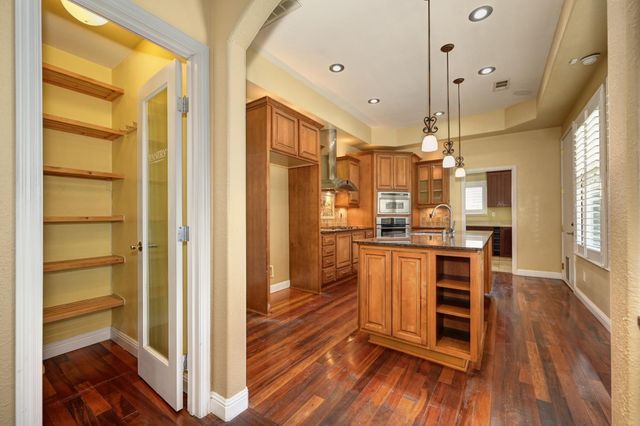 1311 Mcknight Way, Modesto, CA 95351