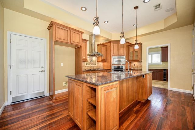 1311 Mcknight Way, Modesto, CA 95351