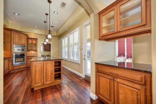 1311 Mcknight Way, Modesto, CA 95351