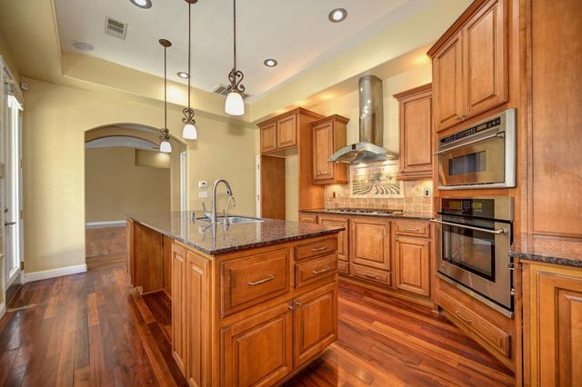 1311 Mcknight Way, Modesto, CA 95351