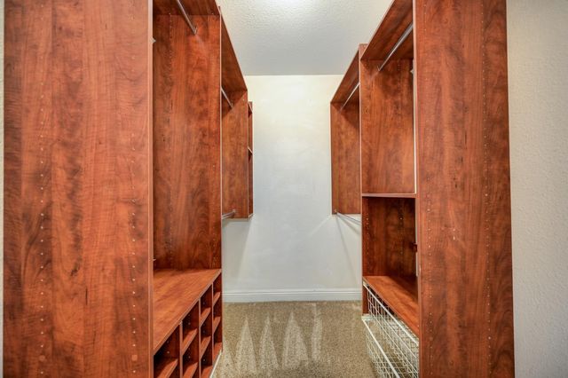 1311 Mcknight Way, Modesto, CA 95351