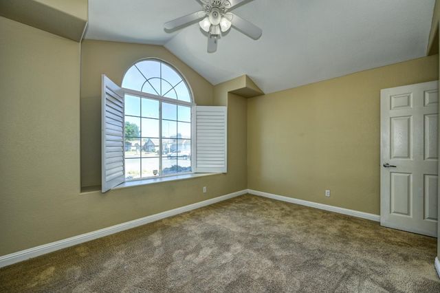 1311 Mcknight Way, Modesto, CA 95351