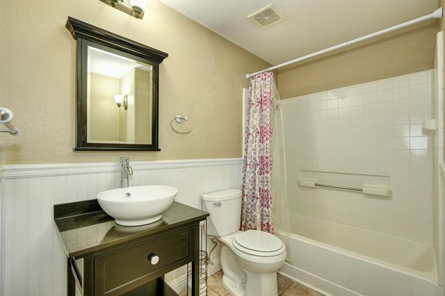 1311 Mcknight Way, Modesto, CA 95351