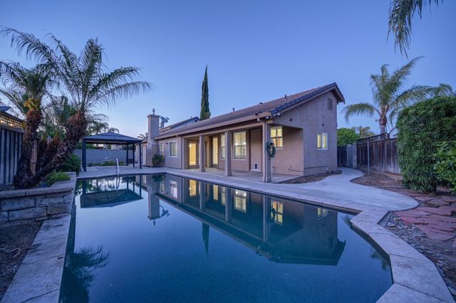 1311 Mcknight Way, Modesto, CA 95351
