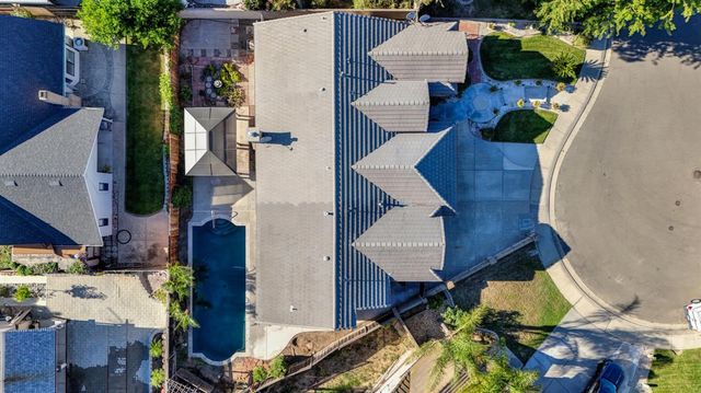 1311 Mcknight Way, Modesto, CA 95351