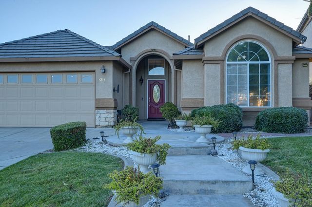 1311 Mcknight Way, Modesto, CA 95351