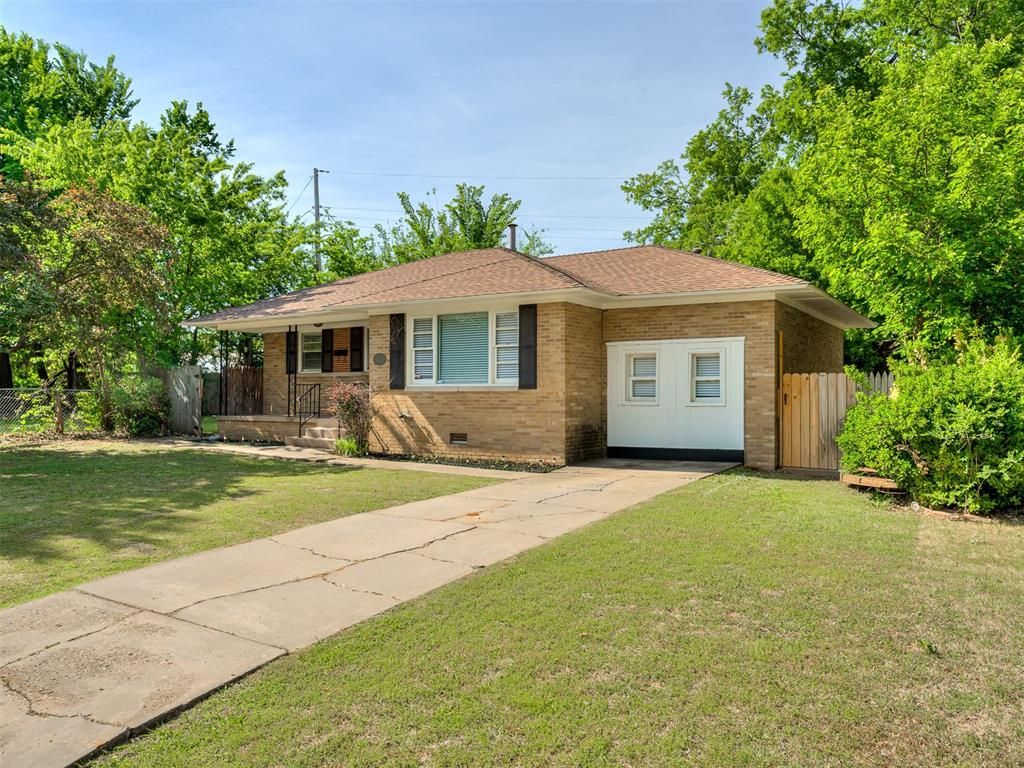 2104 Churchill Way, Oklahoma City, OK 73120