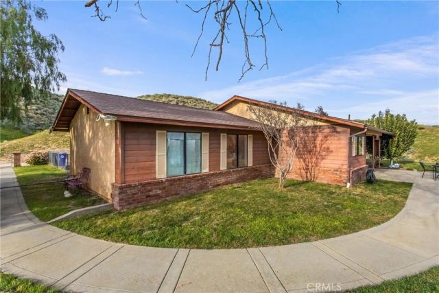 26676 Cypress, Redlands, CA 92373