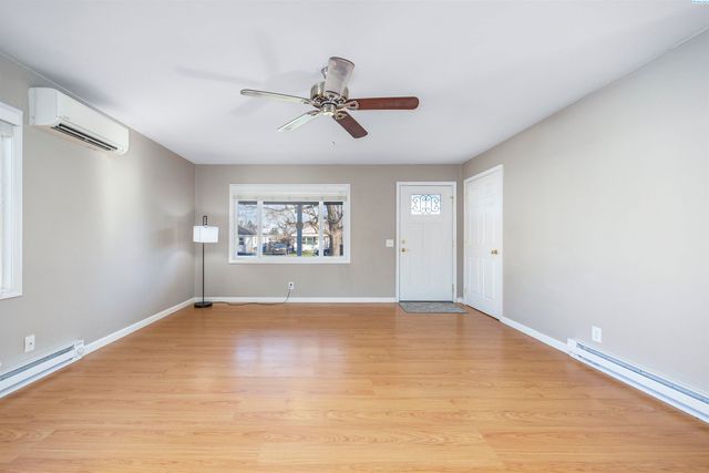 1105 Sanford Ave, Richland, WA 99354