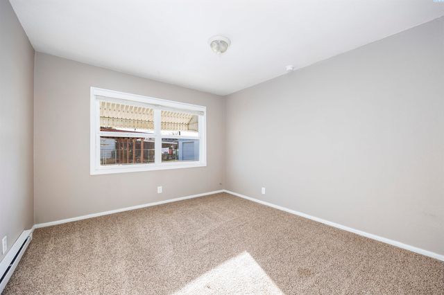 1105 Sanford Ave, Richland, WA 99354