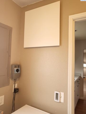 1105 Sanford Ave, Richland, WA 99354