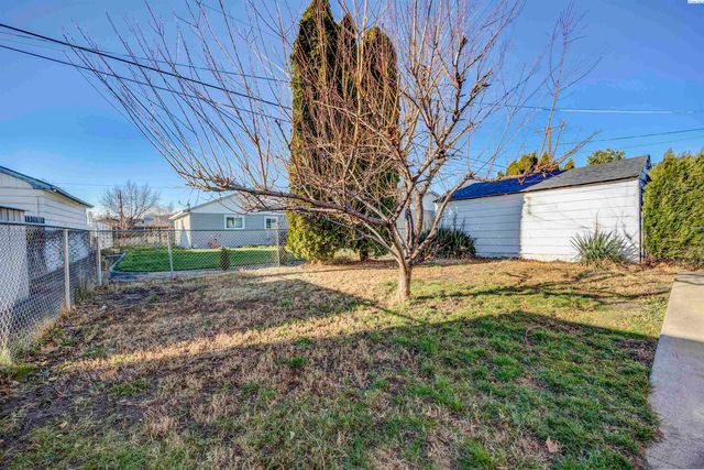 1105 Sanford Ave, Richland, WA 99354