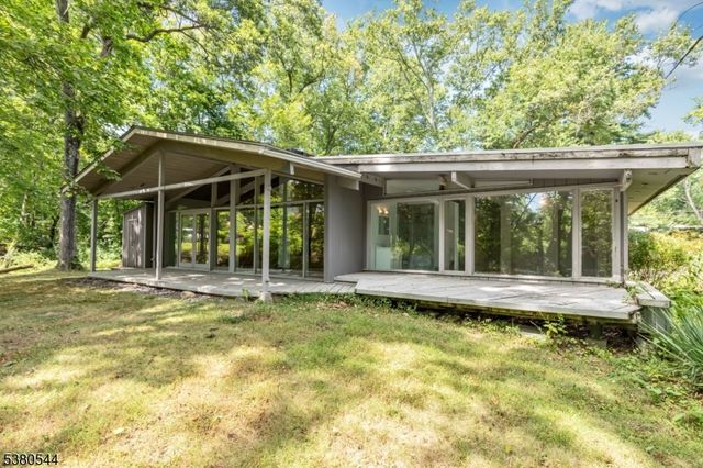 21 Maxwell Ct, Morristown Town, NJ 07960