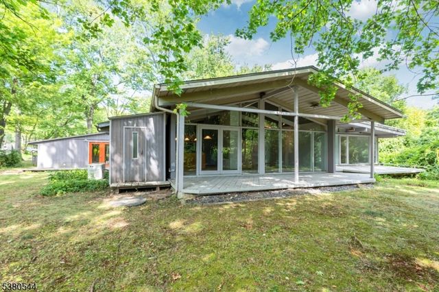 21 Maxwell Ct, Morristown Town, NJ 07960