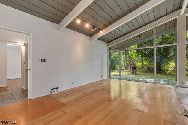 21 Maxwell Ct, Morristown Town, NJ 07960