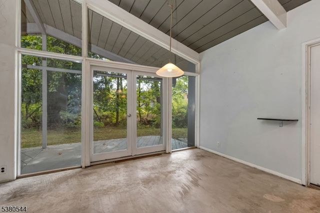 21 Maxwell Ct, Morristown Town, NJ 07960